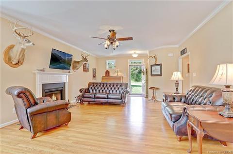 6759 Bershak Ct, Gloucester, VA 23061 photo 19