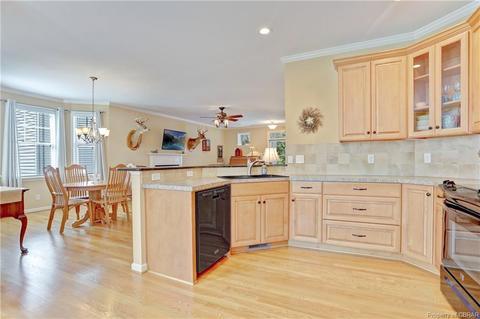 6759 Bershak Ct, Gloucester, VA 23061 photo 25