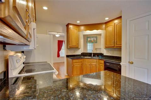 7135 Clements Ave, Gloucester, VA 23061 photo 15