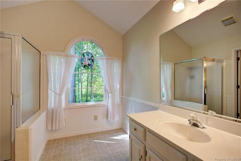 7135 Clements Ave, Gloucester, VA 23061 photo 24