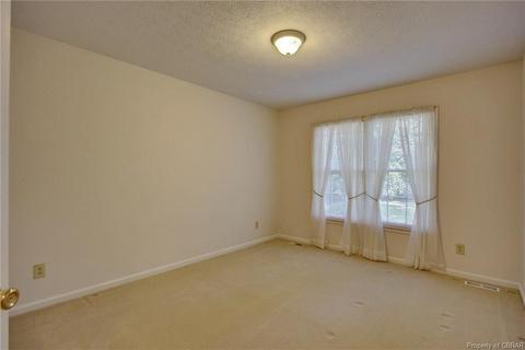 7135 Clements Ave, Gloucester, VA 23061 photo 27