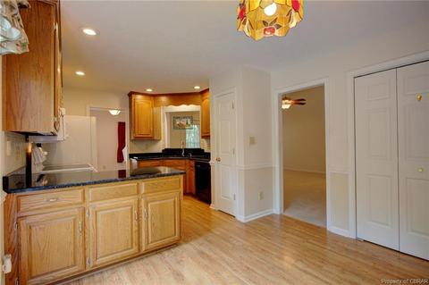 7135 Clements Ave, Gloucester, VA 23061 photo 16