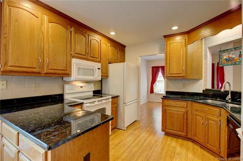 7135 Clements Ave, Gloucester, VA 23061 photo 12