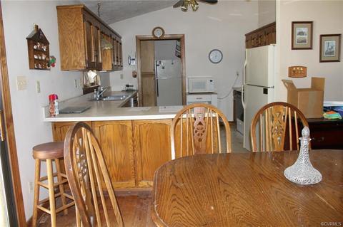 209 Johnsons Mill Ln, Bumpass, VA 23024 photo 32