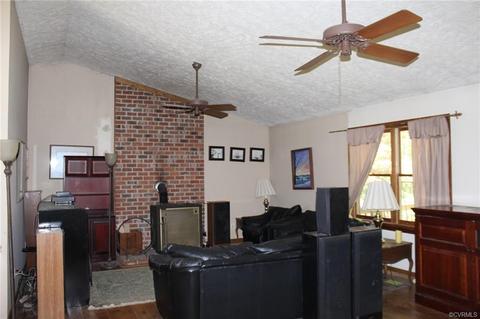 209 Johnsons Mill Ln, Bumpass, VA 23024 photo 30