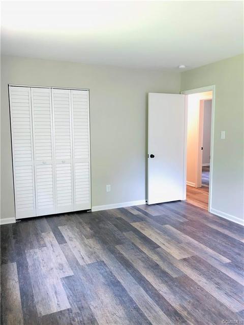 3200 Hollyglen Ct, Midlothian, VA 23112 photo 13