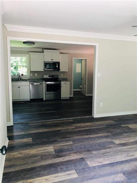 3200 Hollyglen Ct, Midlothian, VA 23112 photo 3