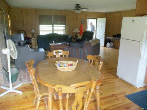 4466 Five Forks Rd, Pamplin, VA 23958 photo 6