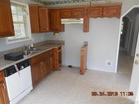 21501 Runaround Ln, Sutherland, VA 23885 photo 2