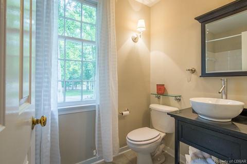 110 The Grn, Weems, VA 22576 photo 25