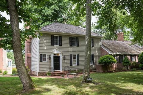 110 The Grn, Weems, VA 22576 photo 1
