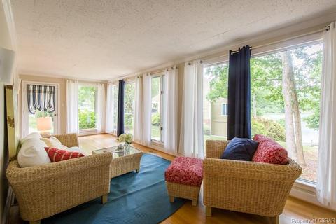 110 The Grn, Weems, VA 22576 photo 6