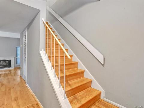 11711 S Briar Patch Dr, Midlothian, VA 23113 photo 9