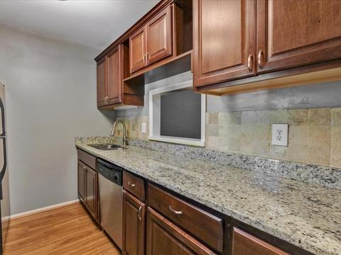 11711 S Briar Patch Dr, Midlothian, VA 23113 photo 4