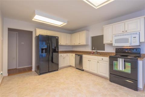 1648 Willow Brook Rd, Bumpass, VA 23024 photo 8