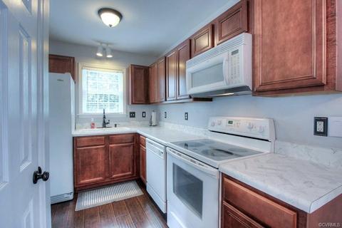 6054 Walking Path Ln, Midlothian, VA 23112 photo 13