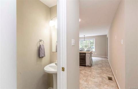 11719 Clear Ridge Dr, Midlothian, VA 23112 photo 13