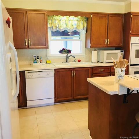 150 Pine Dr, White Stone, VA 22578 photo 20