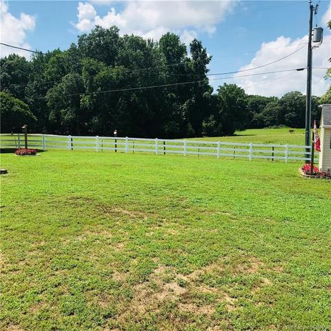 150 Pine Dr, White Stone, VA 22578 photo 8