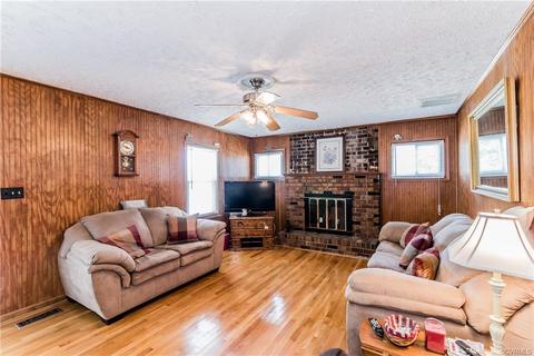 302 Wright Ave, Colonial Heights, VA 23834 photo 28