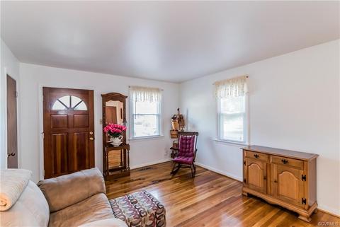 302 Wright Ave, Colonial Heights, VA 23834 photo 6