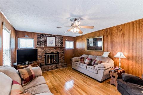 302 Wright Ave, Colonial Heights, VA 23834 photo 27