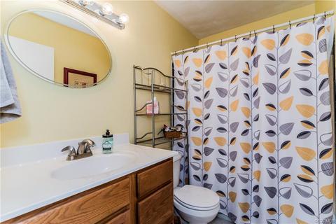 302 Wright Ave, Colonial Heights, VA 23834 photo 34