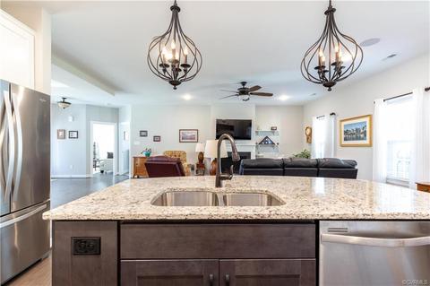 8925 Lavenham Loop, Midlothian, VA 23112 photo 15
