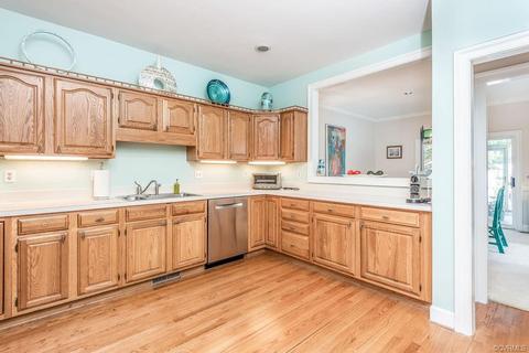 200 Par Dr, Williamsburg, VA 23188 photo 11