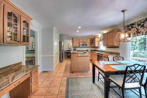 2261 Banstead Rd, Midlothian, VA 23113 photo 14