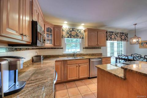 2261 Banstead Rd, Midlothian, VA 23113 photo 12