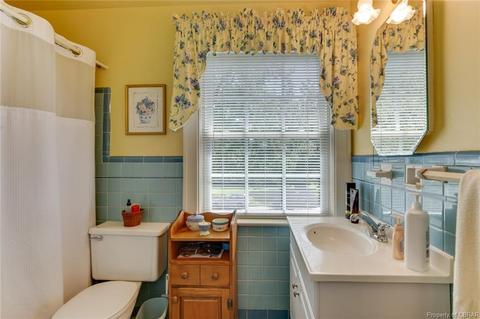 7458 Lewis Ave, Gloucester, VA 23061 photo 29