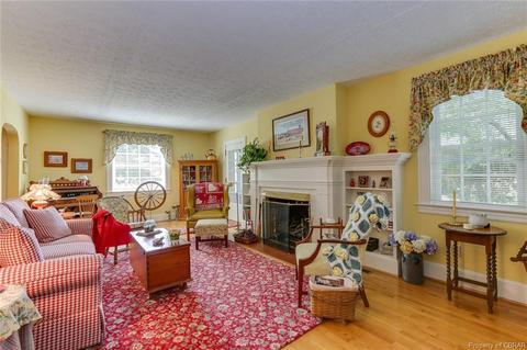 7458 Lewis Ave, Gloucester, VA 23061 photo 9