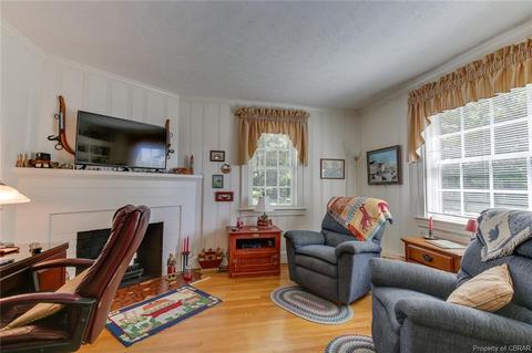 7458 Lewis Ave, Gloucester, VA 23061 photo 6