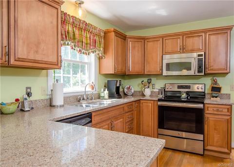 239 Rivers Bend Ln, Bumpass, VA 23024 photo 12