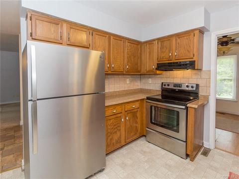 7406 River Holly Rd, Mechanicsville, VA 23111 photo 4