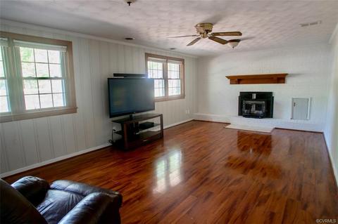9410 Gumfork Rd, Midlothian, VA 23112 photo 6