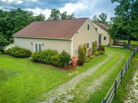 9930 Buckskin Trl, Gloucester, VA 23061 photo 17
