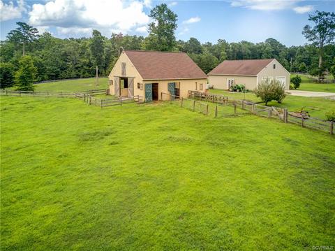9930 Buckskin Trl, Gloucester, VA 23061 photo 6