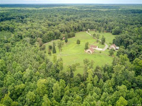 9930 Buckskin Trl, Gloucester, VA 23061 photo 1