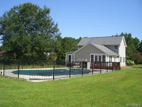 6200 Fletcher Rd, Gloucester, VA 23061 photo 2