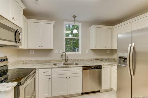 4486 Travis Run, Gloucester, VA 23061 photo 14