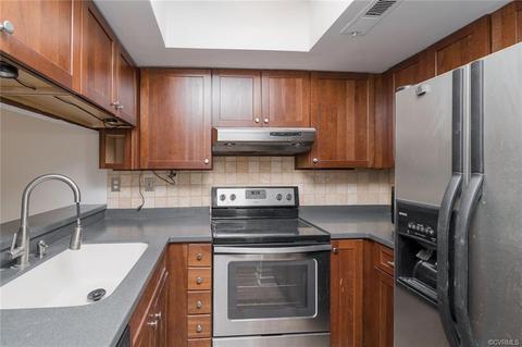 5103 Long Shadow Ct, Midlothian, VA 23112 photo 6