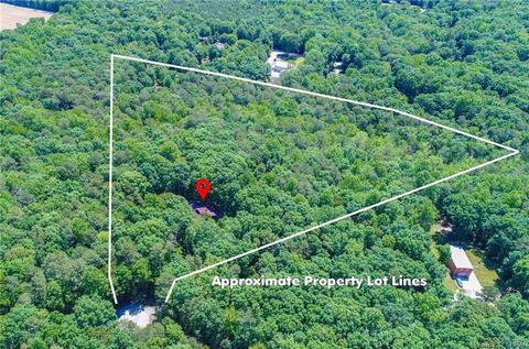 10037 Deer Trace Ln, Gloucester, VA 23061 photo 2