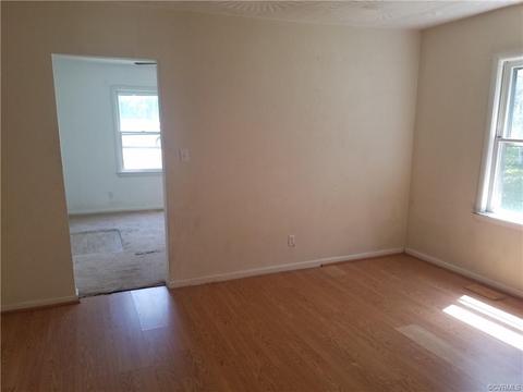 1925 Rolfe Hwy, Dendron, VA 23839 photo 4