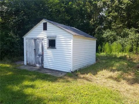 1925 Rolfe Hwy, Dendron, VA 23839 photo 9