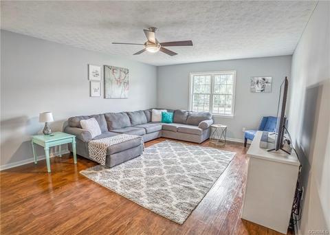 3125 Pinefields Dr, Henrico, VA 23231 photo 2