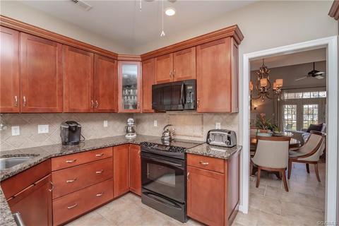 688 Krim Point Loop, Midlothian, VA 23114 photo 7