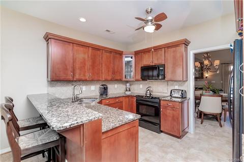 688 Krim Point Loop, Midlothian, VA 23114 photo 4
