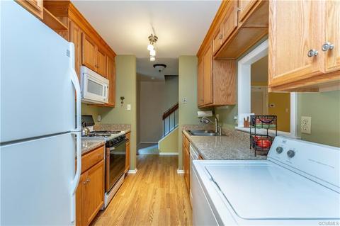 11769 N Briar Patch Dr, Midlothian, VA 23113 photo 5